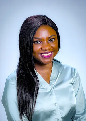 Elizabeth Omotoye bio picture