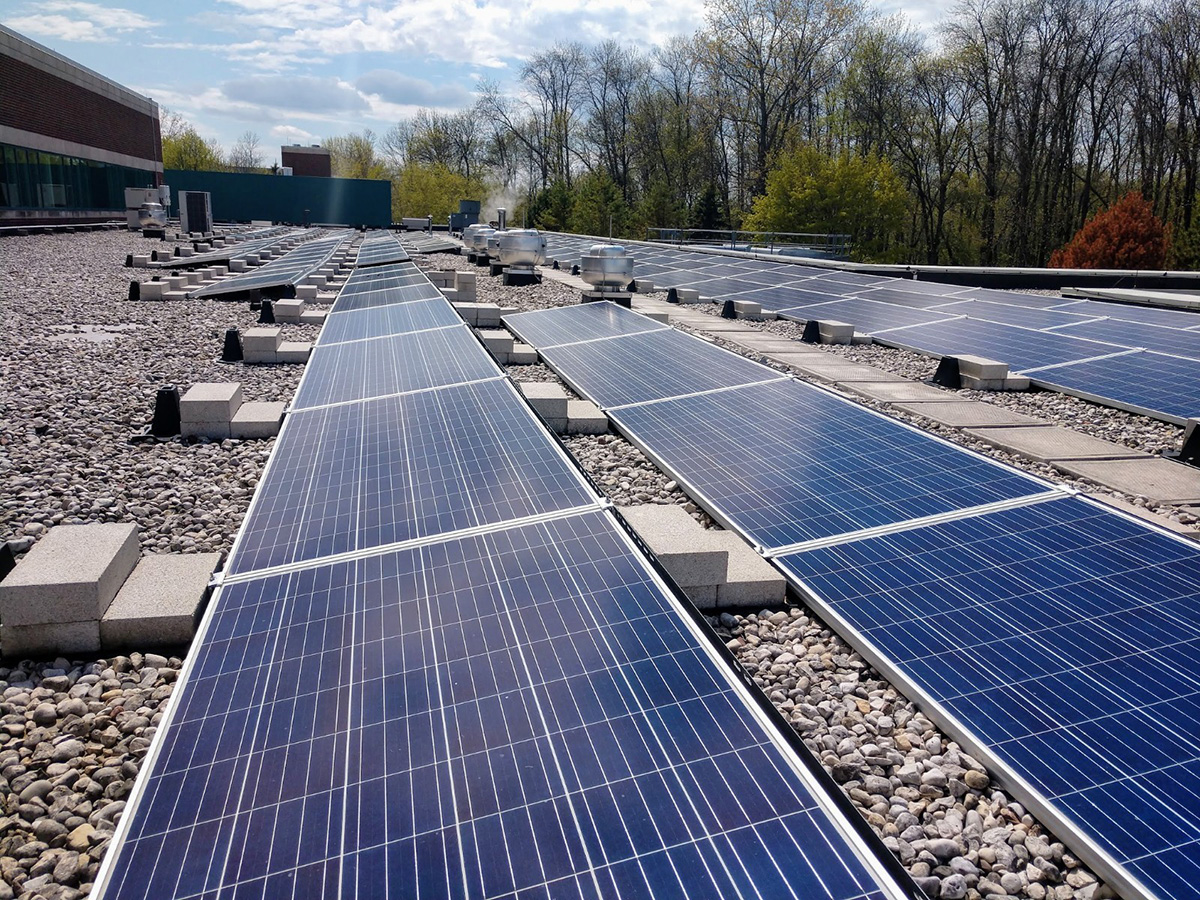 Advocate Aurora Health pledges net zero emissions by 2050